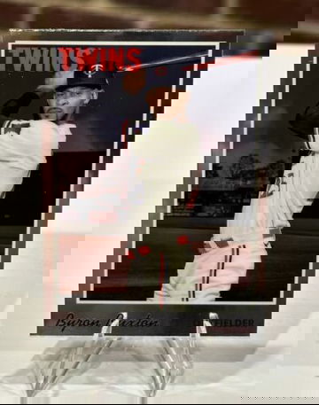 2024 Topps Chrome Mitchell & Ness Lids BYRON BUXTON Exclusive Minnesota Twins