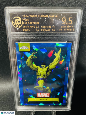 Graded 2024 Topps Chrome Marvel Sapphire Hulk Blue Cracked Ice #43 AP 9.5 Trading Card