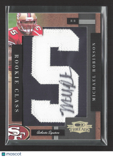 2006 Donruss Playoff Threads Michael Robinson #227 Piece of nameplate Authentic Signature