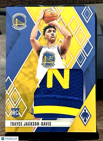 2023 Panini Phoenix Trayce Jackson-Davis Gold Rookie 10 Panini Authentic