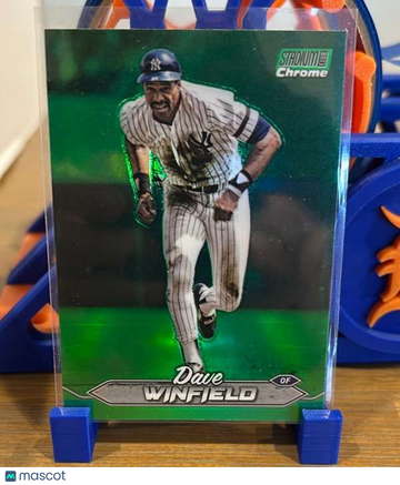 2024 Stadium Club - Chrome Green Refractors Dave Winfield #155