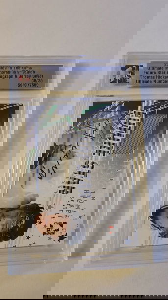 2008 09 ITG Ultimate Memorabilia Jersey Auto#8/30 Thomas Hickey NY Islanders