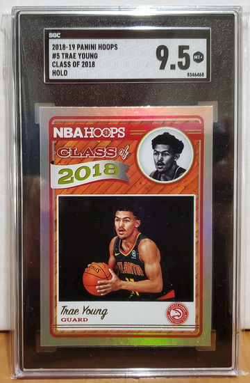 2018-19 Panini Hoops Class of 2018 Trae Young  HOLO SGC 9.5