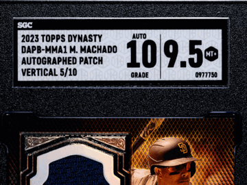 2023 Topps Dynasty Manny Machado #DAPB-MMA1 Autograph Patch Vertical SGC 9.5 Auto 10