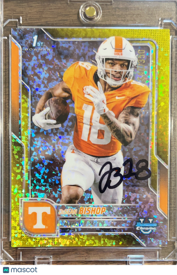 2024 Bowman Chrome University DeSean Bishop #67 Yellow Shimmer Refractor /14 1st Bowman.