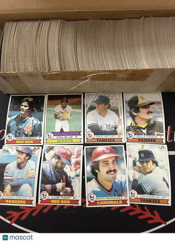 1979 Topps NEAR COMPLETE SET 661/726