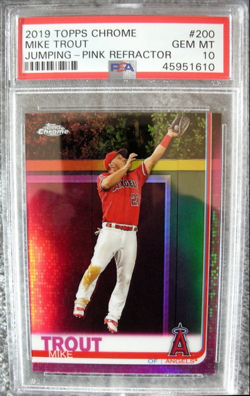 Mike Trout 2019 Topps Chrome #200 Pink Refractor PSA 10