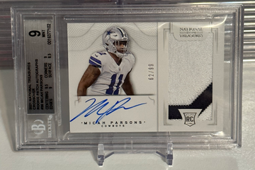 2021 National Treasures Micah Parsons Rookie Patch Autograph BGS 9