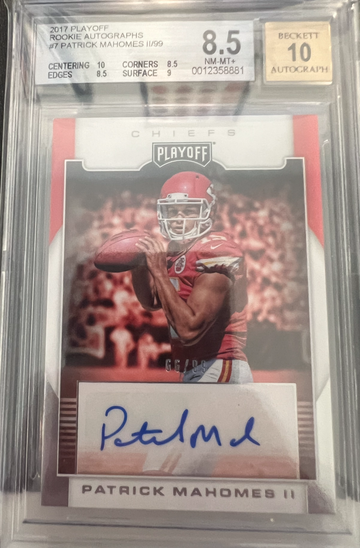 2017 Playoff Patrick Mahomes Rookie Auto /99
