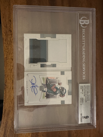 2020 PANINI NATIONAL TREASURES JALEN HURTS ROOKIE JUMBO MATERIALS PRIME SIGNATURES BOOKLET AUTO #6 SP /99 BGS 9