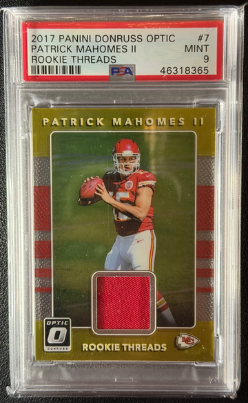 2017 Optic Patrick Mahomes Rookie Threads RC PSA 9