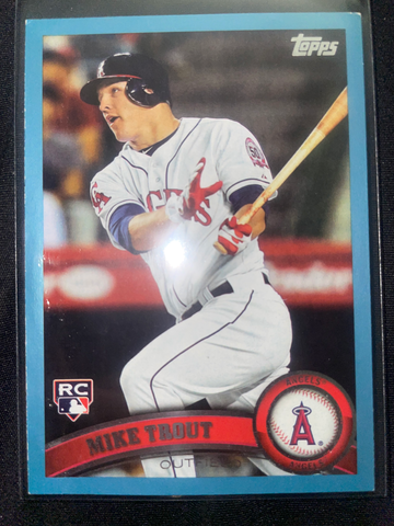 2011 Topps Update Series Mike Trout Rookie Blue Border Card #US175 Angels