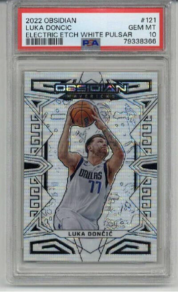 2022 PANINI OBSIDIAN ELECTRIC ETCH WHITE PULSAR #121 LUKA DONCIC PSA 10