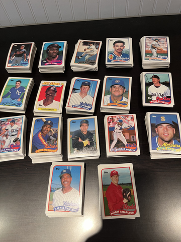 1989 Topps Baseball Near Complete Set 685/792 No Duplicates