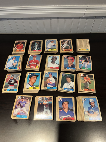 1987 Topps Baseball Near Complete Set 583/792 No Duplicates