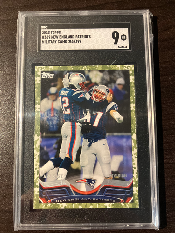 2013 Topps Camo Brady Jumping 