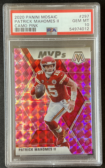 2020 Mosaic Patrick Mahomes Pink Camo PSA 10