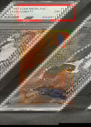 1997-98 Flair Showcase Row 0 #4 Kevin Garnett PSA 9 MINT #044/250