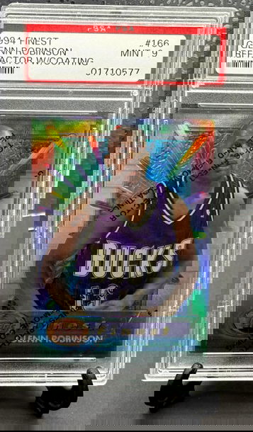 1994 Topps Finest Glenn Robinson Rookie Refractor w/Coating  PSA 9