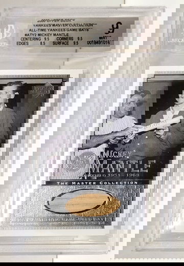 2000 Upper Deck Master Collection /500 Mickey Mantle - BGS 9 with 3x 9.5 Game Used Bat