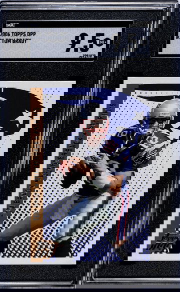 2006 Topps Draft Picks & Prospects #21 Tom Brady SGC 9.5