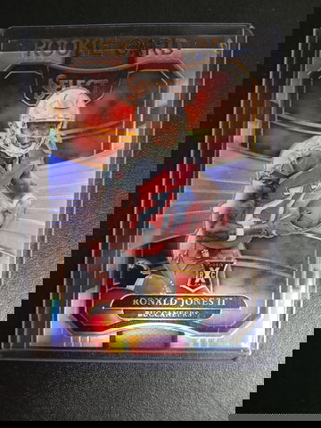 2017 Select XRC Ronald Jones ll #310 RC silver prizm