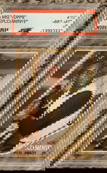 Roberto Clemente 1962 Topps #10 PSA 8 HOF Card *Pirates* **BEST 8 OUT THERE**