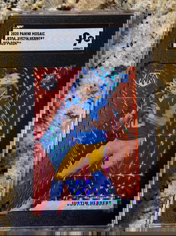 2020 Mosaic Red Prizm Justin Herbert SGC 9