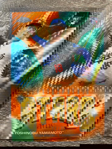 2024 Topps Chrome Update Yoshinobu Yamamoto Stratospheric Stars - Orange Refractor /25 #SSC-13