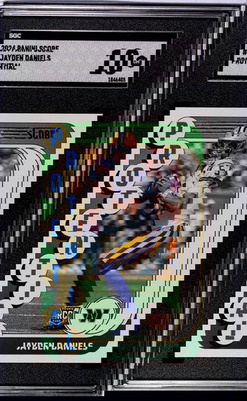 2024 Panini Score #3 Jayden Daniels Protential SGC 10
