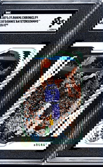 2022-23 Panini Chronicles #130 Giannis Antetokounmpo Absolute SGC 9