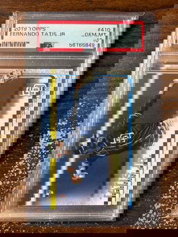 2019 Topps 410 Fernando Tatis Jr. RC PSA 10