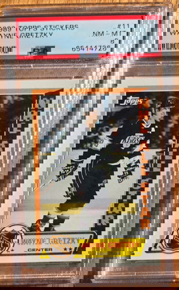 1989 Topps Stickers Wayne Gretzky PSA 8