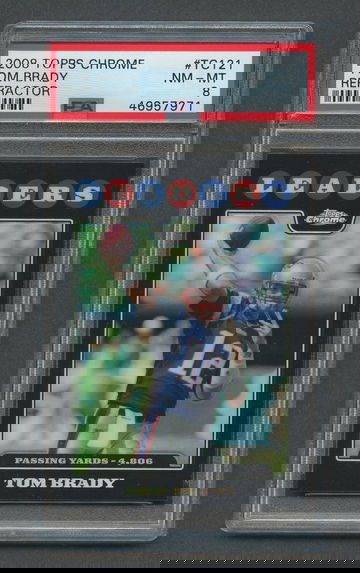 2008 Topps Chrome Refractor TOM BRADY #TC121 PSA 8