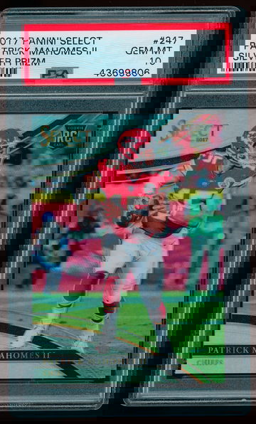 2017 SELECT PATRICK MAHOMES FIELD LEVEL SILVER RC PSA 10