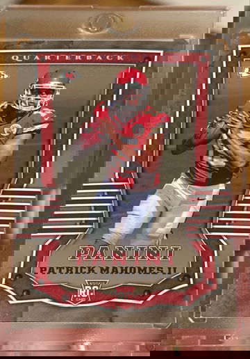 2017 Panini Patrick Mahomes Shining Armor Rookie