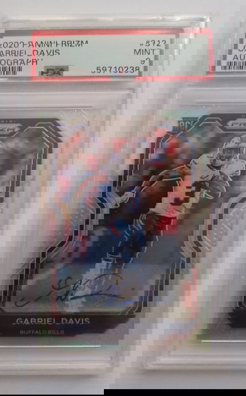 2020 Panini Prizm Gabriel Davis Autograph PSA 9 (SHIPS TRACKED FROM CANADA)