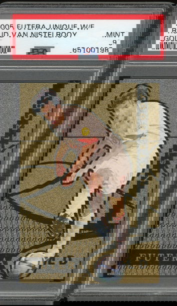 2005 Futera Unique Gold /820 Ruud Van Nistelrooy PSA 9