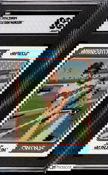 1974 Topps Dan Monzon #613 SGC 8