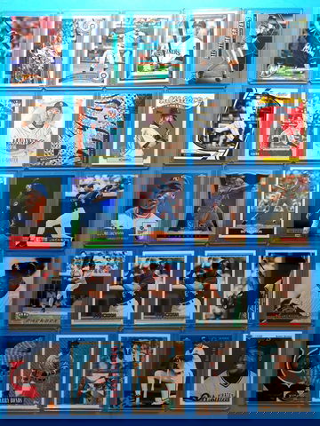 Ichiro, Bo Jackson, Barry Bonds, and David Ortiz Lot of 36