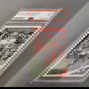 2018 donruss Patrick mahomes ll PSA 9 