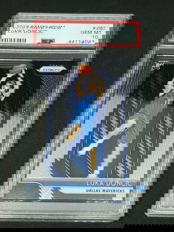 2018-19 Luka Doncic Prizm PSA 10 RC Rookie Card