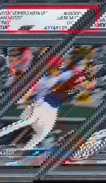 2018 Topps Update #US300 Juan Soto Batting RC Rookie PSA 10