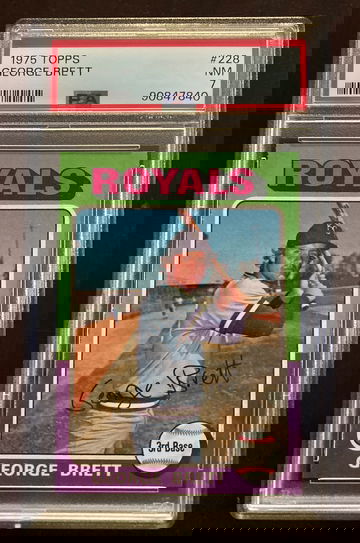 1975 Topps #228 George Brett PSA 7 HOF Rookie Card KC Royals