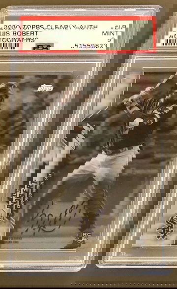 2020 Topps Clearly Authentic Luis Robert Auto