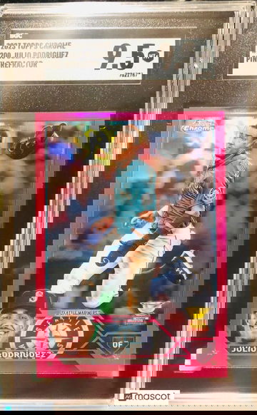 2023 Topps Chrome JULIO RODRIGUEZ PINK Refractor #200 Seattle Mariners SGC 9.5