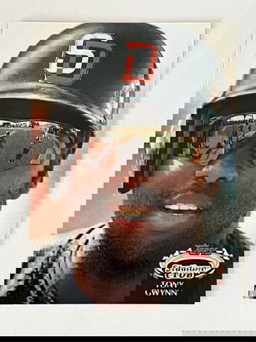 1992 Tony Gwynn Stadium Club #825 (NM-MT).