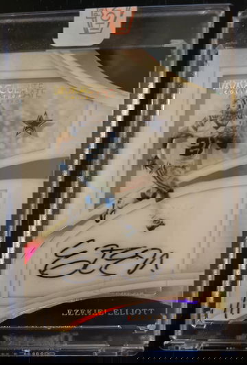 Ezekiel Elliott 2017 1 of 1 Immaculate Collection #SS-EE Auto 