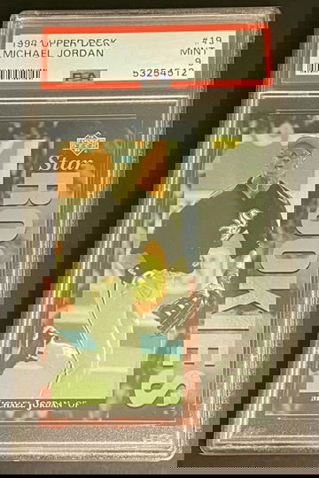 1994 Upper Deck Michael Jordan #19 PSA Mint 9