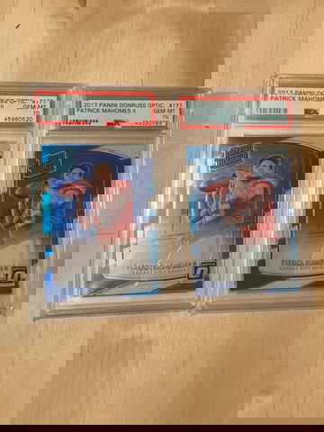 2017 OPTIC PATRICK MAHOMES BASE PSA 10